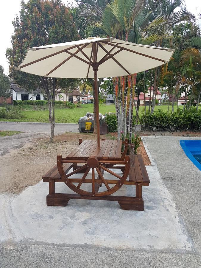 Green Villa Famosa Alor Gajah Malacca Kültér fotó